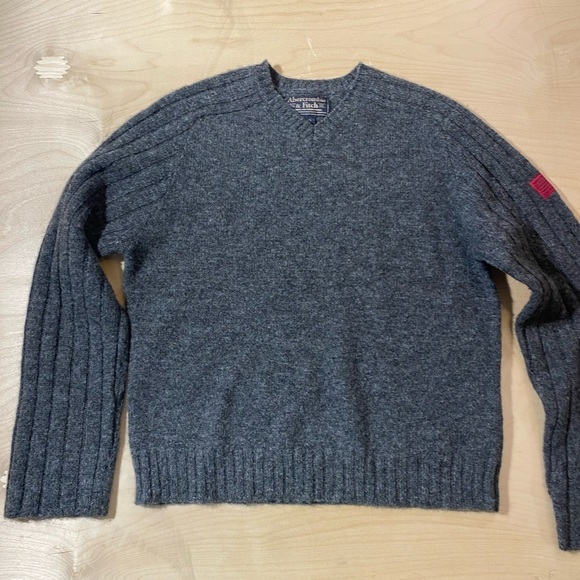 Abercrombie & Finch 100% Wool Vintage Sweater XL (IV) - Picture 1 of 12